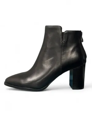 Astron Ankle Boots Black Leather