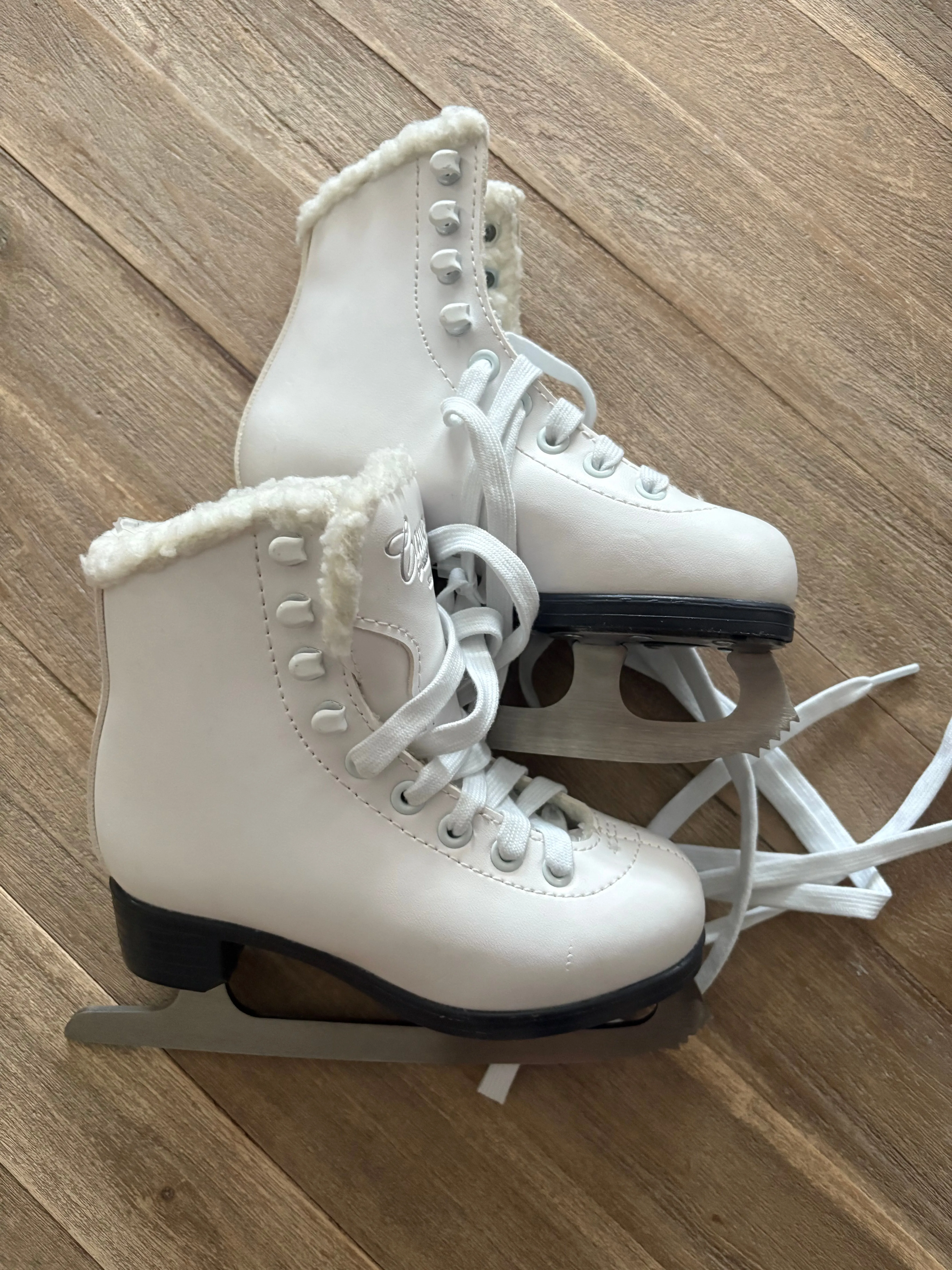 Cameo by Jackson Figure Skates  , Shoes 11 (Toddler:2-4yr)