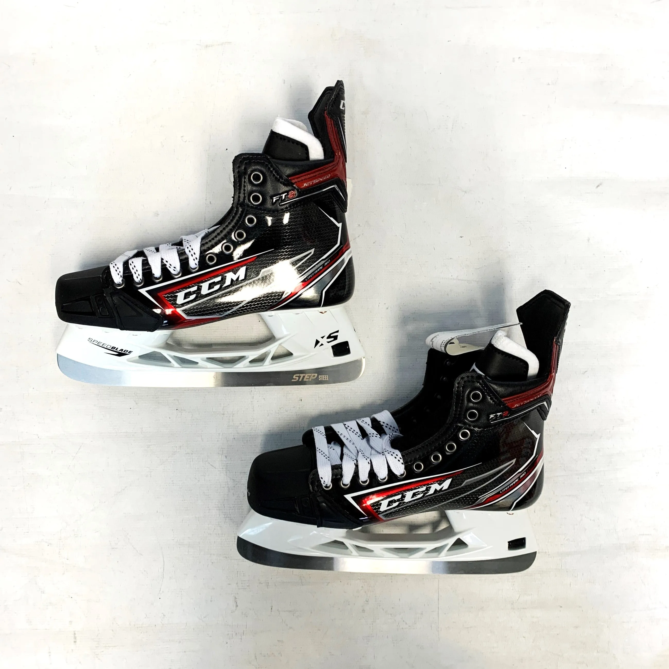 CCM Jetspeed FT2 - Pro Stock Hockey Skates - Size 9.75D/9.5D