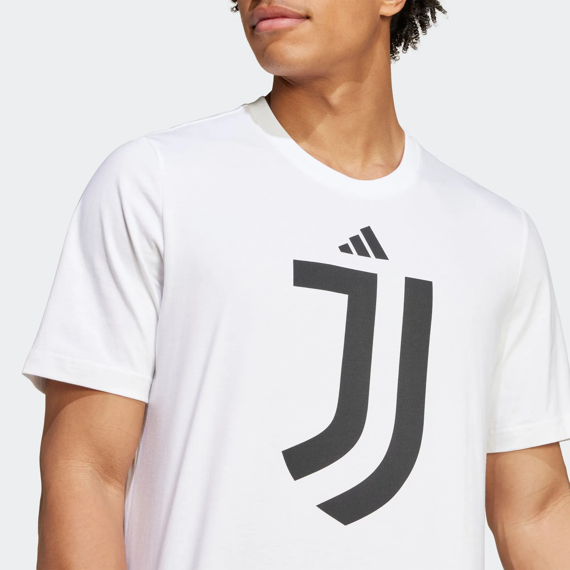 Juventus DNA Graphic Football Tee