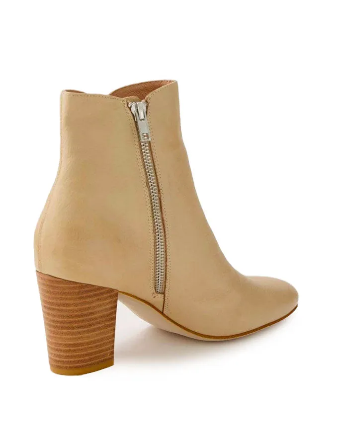 LYAM Leather Ankle Boots Camel