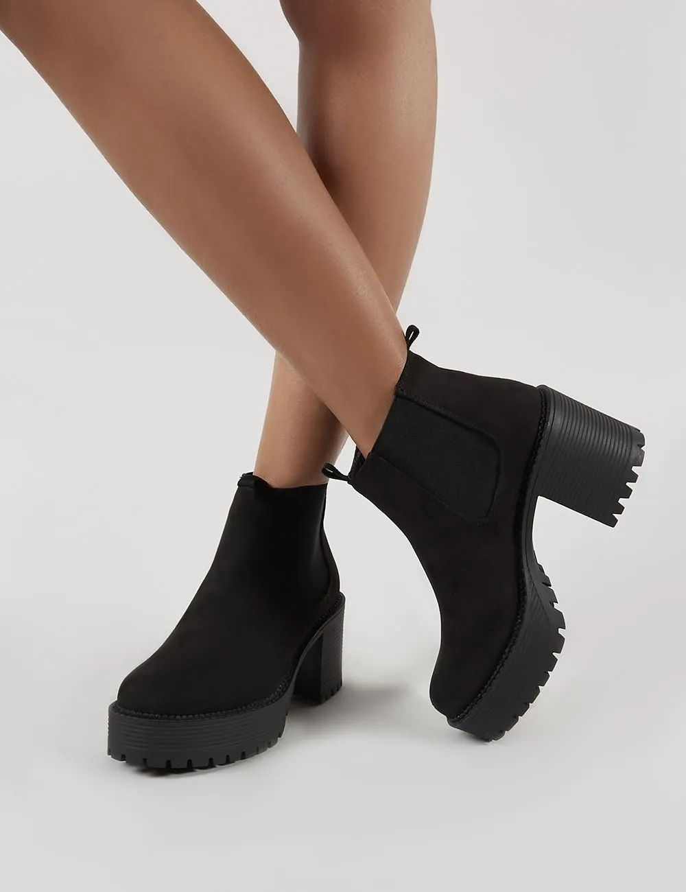 Melia Heeled Chlesea Boots in Black Faux Suede