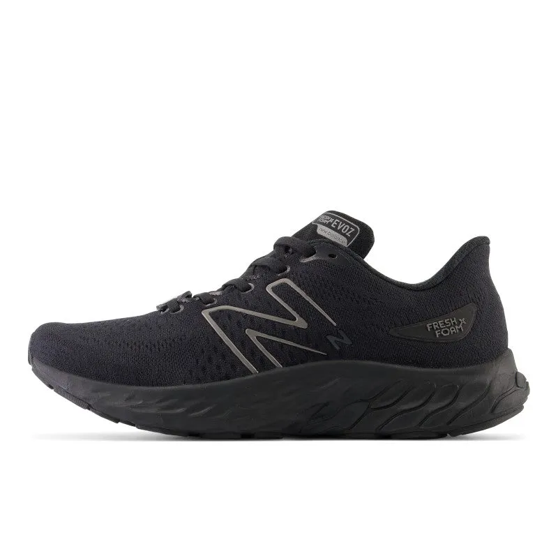 'New Balance' Women's Fresh Foam X EVOZ V3 - Black / Pearl / White