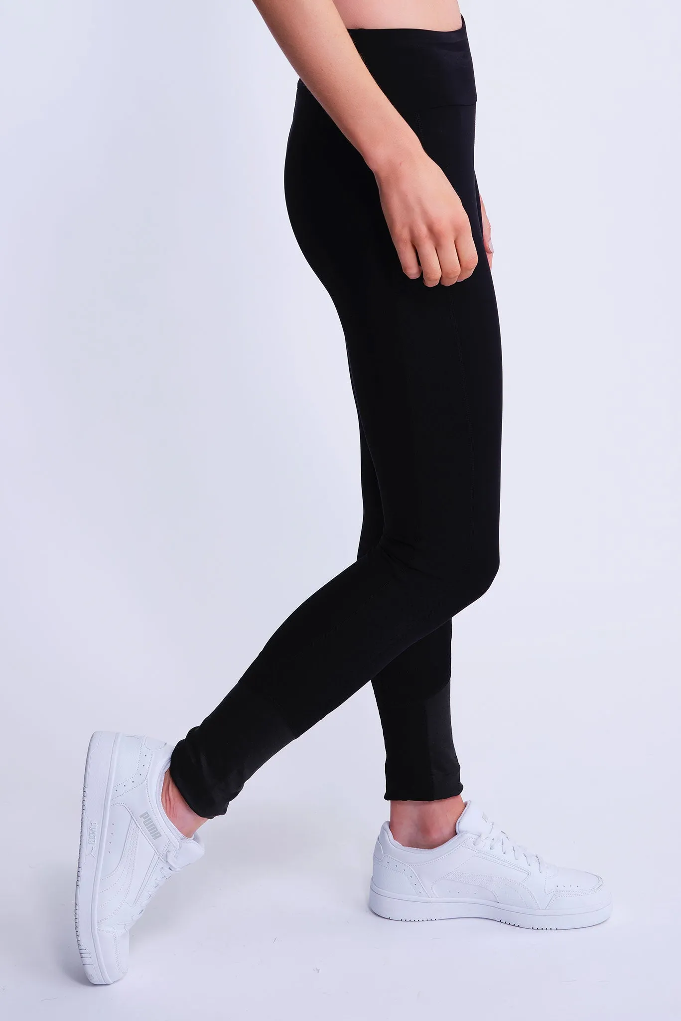 Passion Non-Slip Leggings in Black