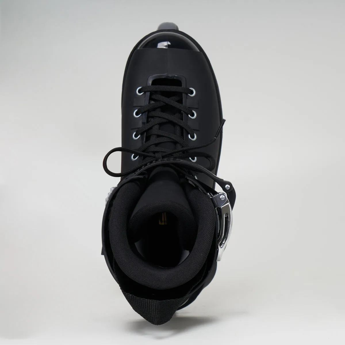 Roces M12 UFS Black Skates