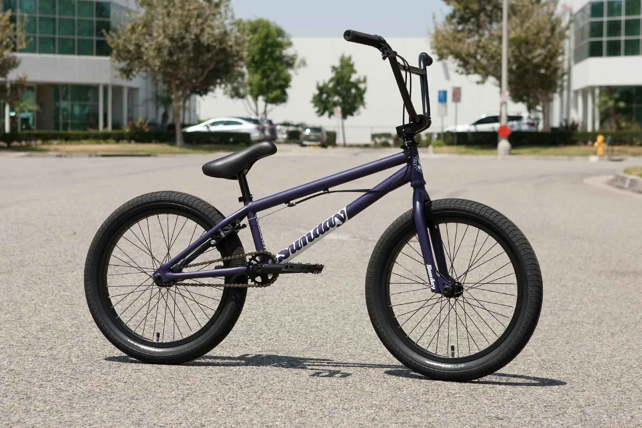 Sunday 2023 Forecaster Park Maca Perez Grasset Signature 20.5″ Complete BMX Bike - Matte Midnight Purple