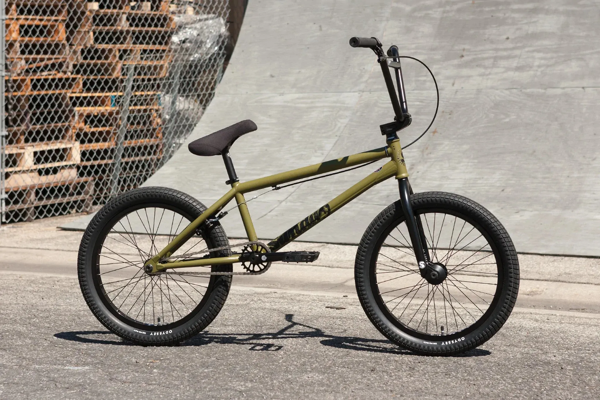 Sunday 2023 Wavelength 21″ Gary Young Signature Complete BMX Bike - Matte Army Green