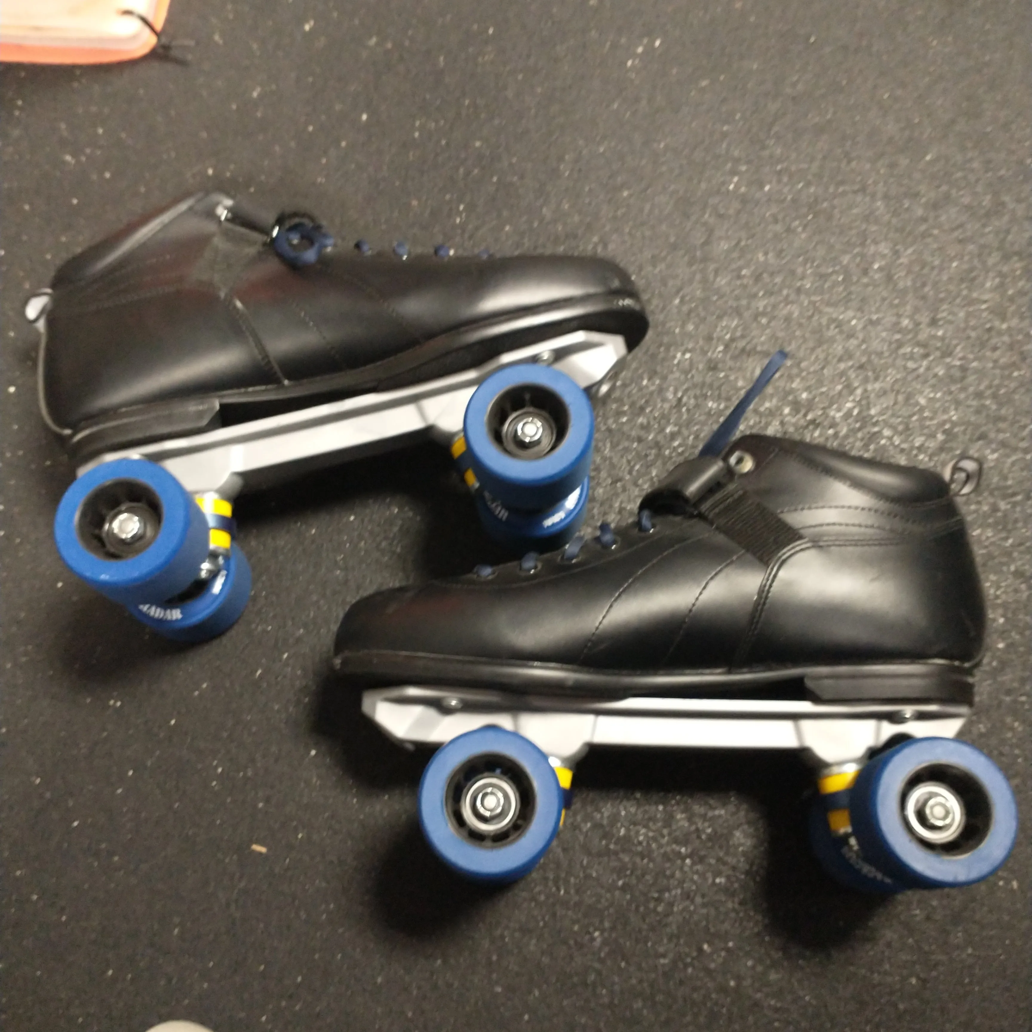 Sure-Grip International Boxer Black Mens Skate Size 12 Derby Skates Complete