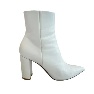 White Leather Heeled Boots - 6.5